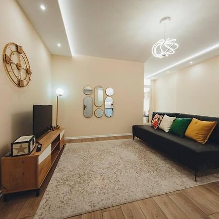 Luxury Apartment At Myslym Shyri Τίρανα Εξωτερικό φωτογραφία
