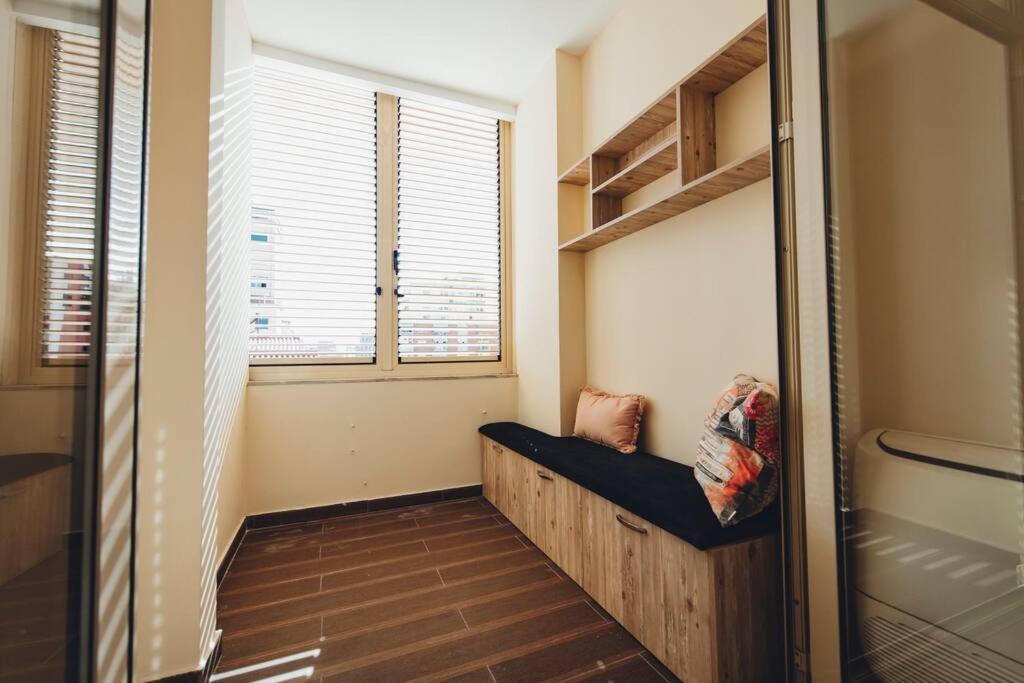 Luxury Apartment At Myslym Shyri Τίρανα Εξωτερικό φωτογραφία